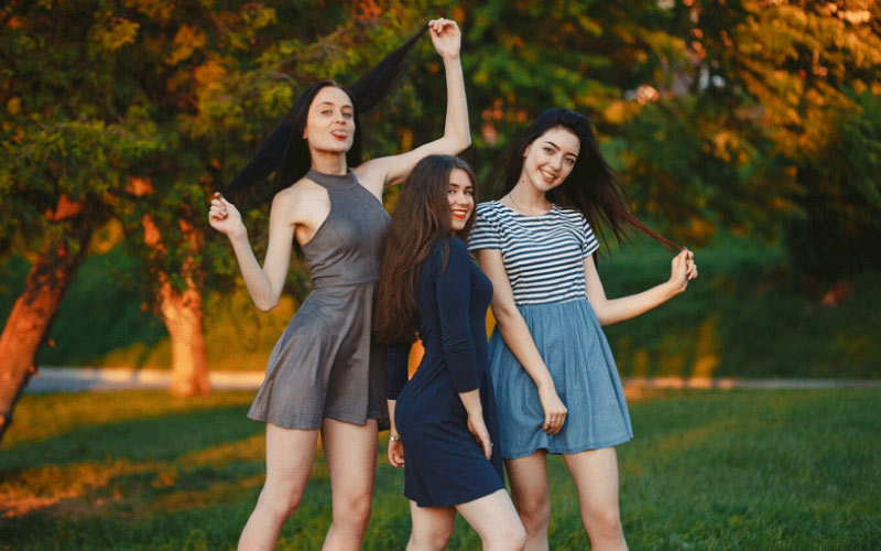 friends posing together at a Park, Wellington events, October 2024, NZ